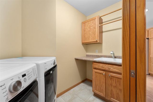 1722 Mitchell Avenue, Eau Claire, WI 54701