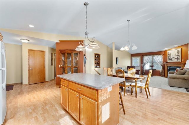 1722 Mitchell Avenue, Eau Claire, WI 54701