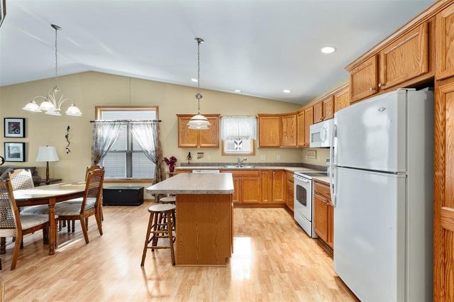 1722 Mitchell Avenue, Eau Claire, WI 54701