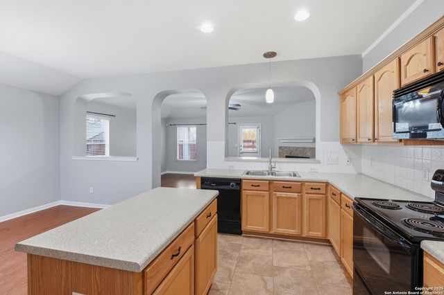 8907 Colt Bluff, San Antonio, TX 78254