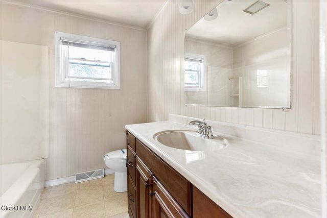 1 Thomas Street, Queensbury, NY 12804