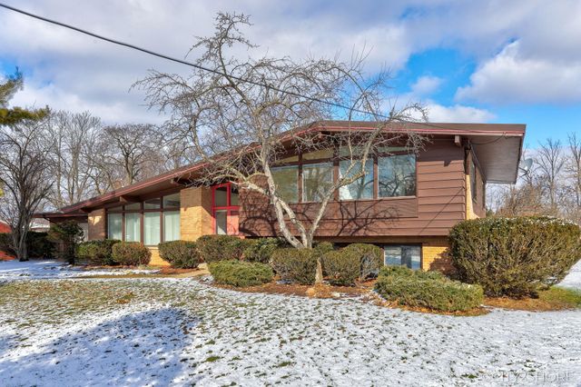 3965 N Big Spring Drive SW, Grandville, MI 49418