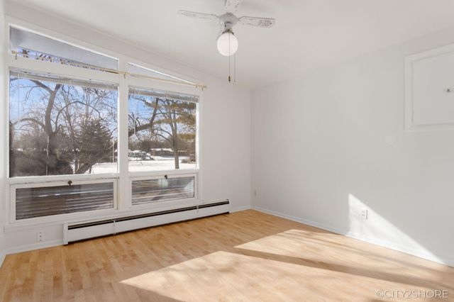 3965 N Big Spring Drive SW, Grandville, MI 49418