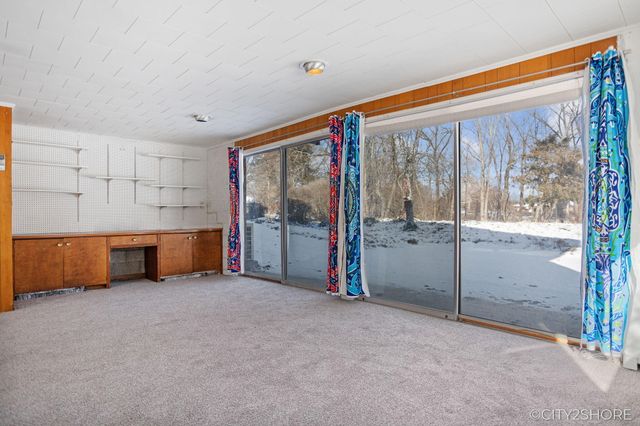 3965 N Big Spring Drive SW, Grandville, MI 49418