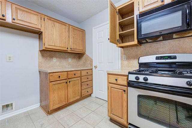 3322 Larkwood Lane, Sugar Land, TX 77479