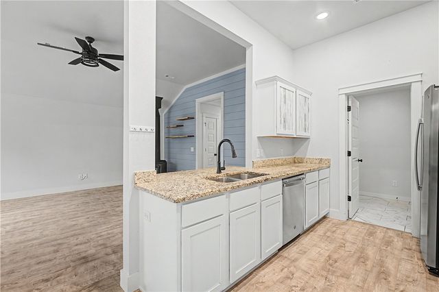 5 Leona Drive, Bella Vista, AR 72715