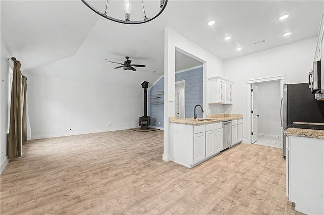 5 Leona Drive, Bella Vista, AR 72715