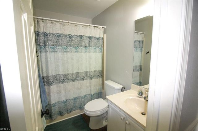 2132 Teasdale DR, Virginia Beach, VA 23454