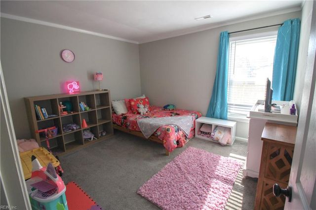 2132 Teasdale DR, Virginia Beach, VA 23454