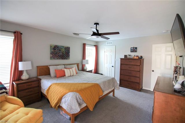 2132 Teasdale DR, Virginia Beach, VA 23454