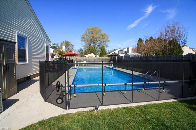 2132 Teasdale DR, Virginia Beach, VA 23454