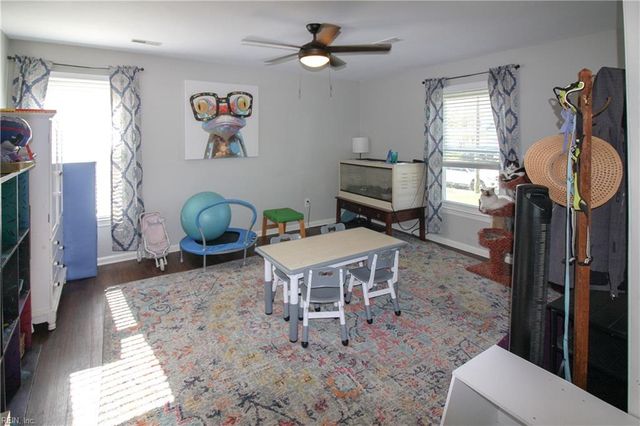 2132 Teasdale DR, Virginia Beach, VA 23454