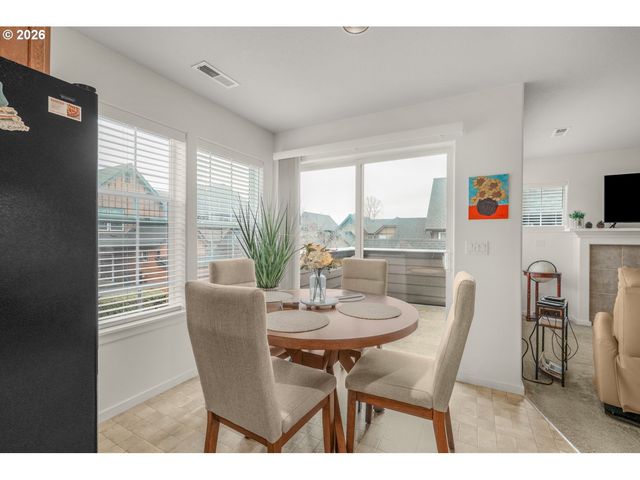 7129 Ne STONEWATER St, Hillsboro, OR 97124