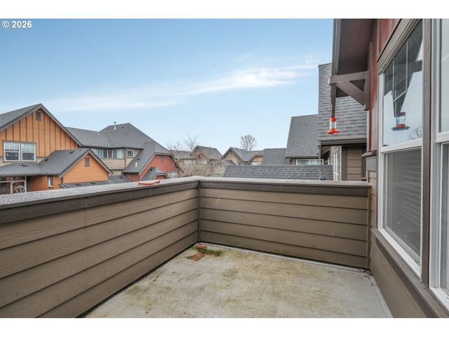 7129 Ne STONEWATER St, Hillsboro, OR 97124