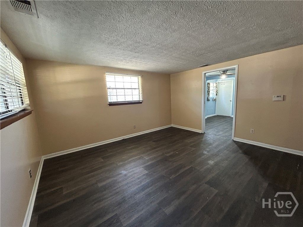 Image 3 of property listing at 1010 Carroll Street, Savannah, GA 31415