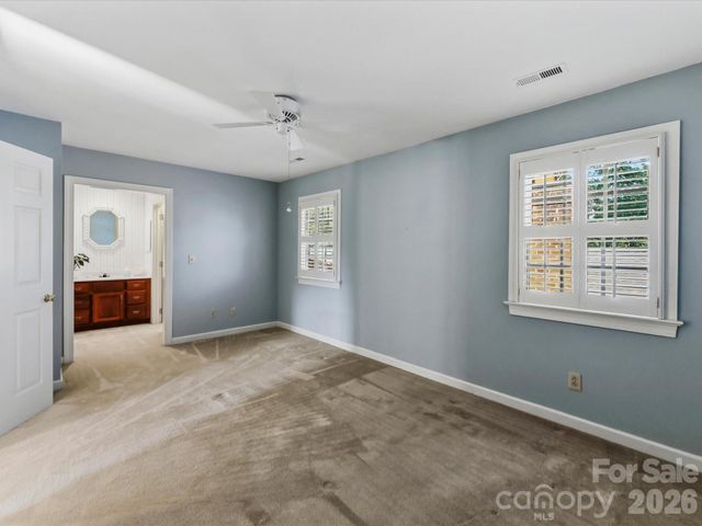 2831 Sharon View Road, Charlotte, NC 28210