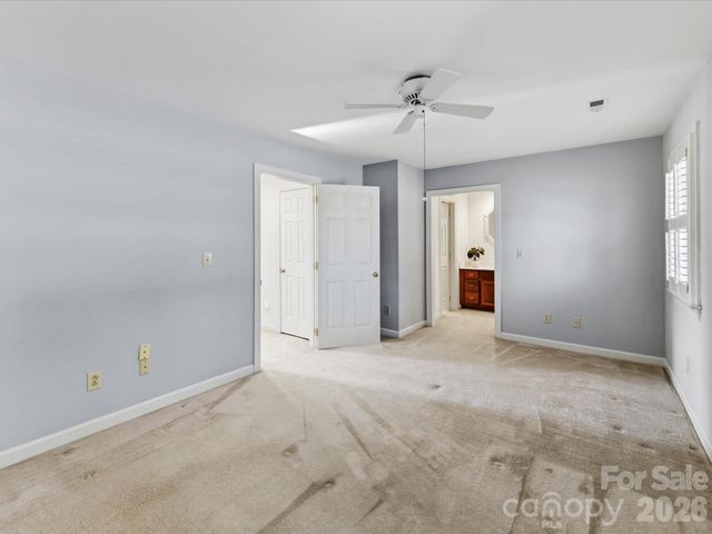 2831 Sharon View Road, Charlotte, NC 28210