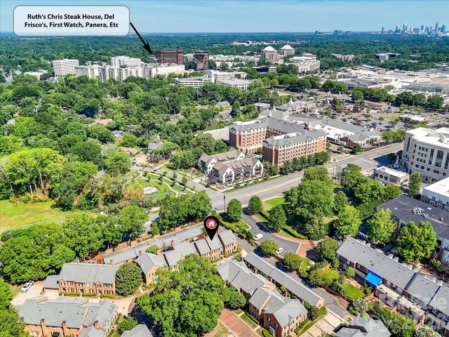 2831 Sharon View Road, Charlotte, NC 28210