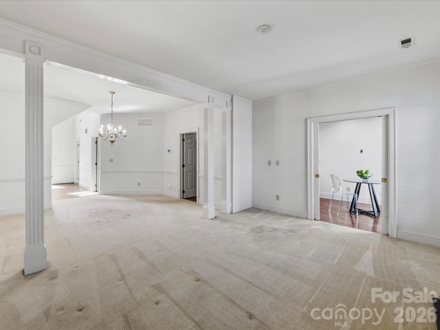 2831 Sharon View Road, Charlotte, NC 28210