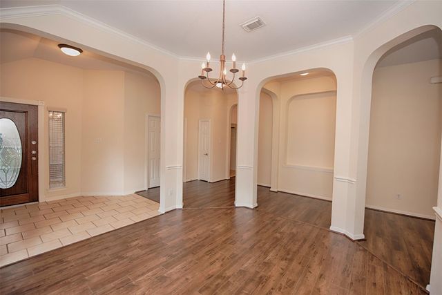 2725 Hidden Landing Drive, Pearland, TX 77584