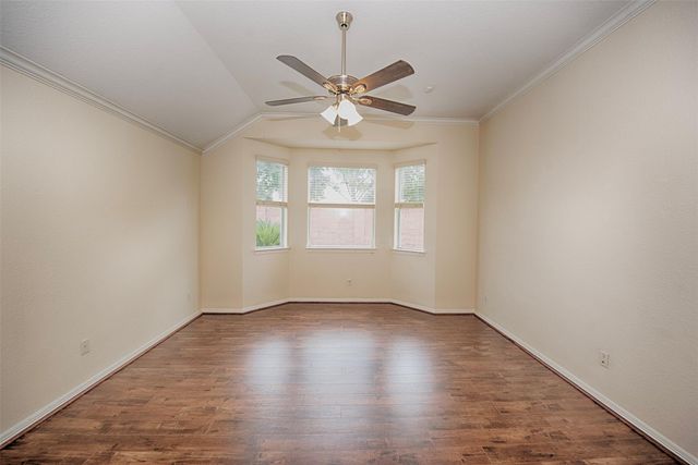 2725 Hidden Landing Drive, Pearland, TX 77584