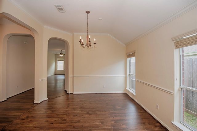 2725 Hidden Landing Drive, Pearland, TX 77584