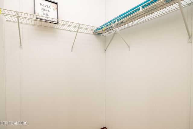 805 Park St, Sweetwater, TN 37874