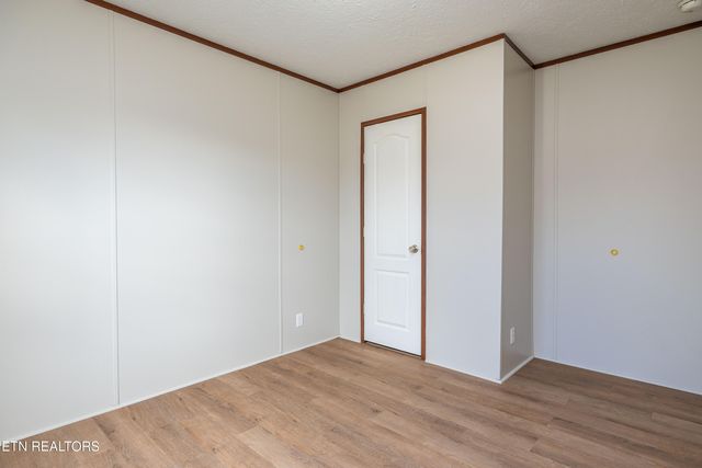 805 Park St, Sweetwater, TN 37874