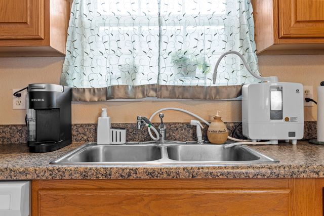 1002 Cedar Creek Drive, Rossville, GA 30741