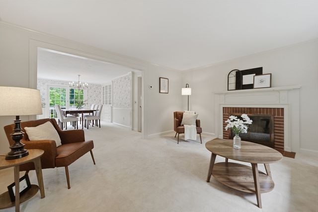 2 Lyons Street, Westborough, MA 01581