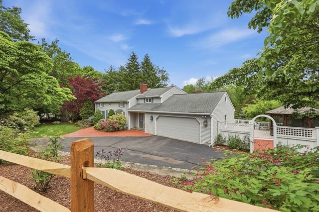 2 Lyons Street, Westborough, MA 01581
