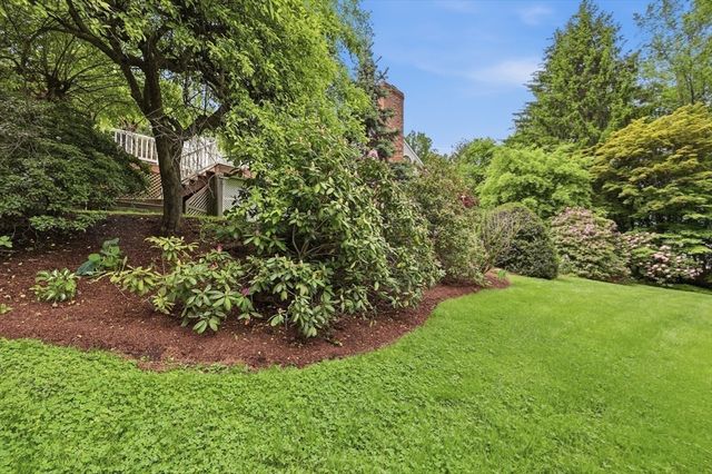 2 Lyons Street, Westborough, MA 01581