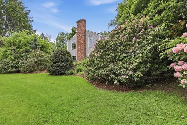 2 Lyons Street, Westborough, MA 01581
