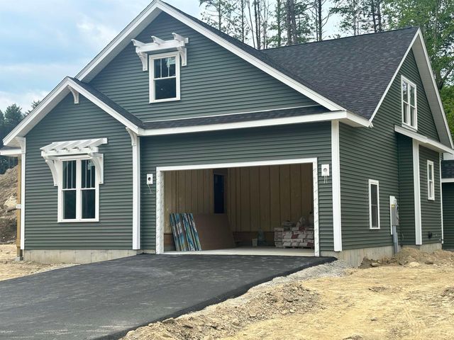 103 Lady Walsingham Way, Laconia, NH 03246