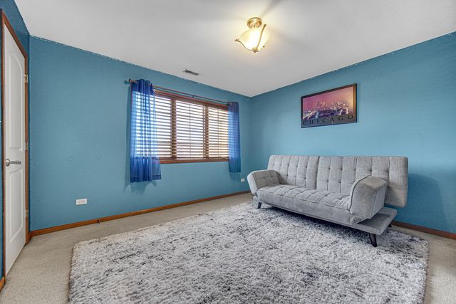 21131 Vivienne Drive, Matteson, IL 60443