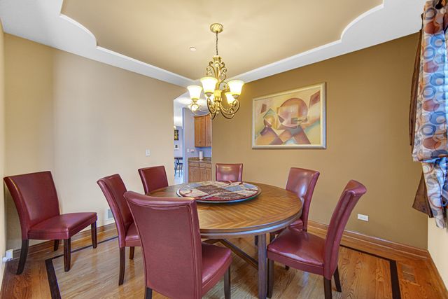 21131 Vivienne Drive, Matteson, IL 60443