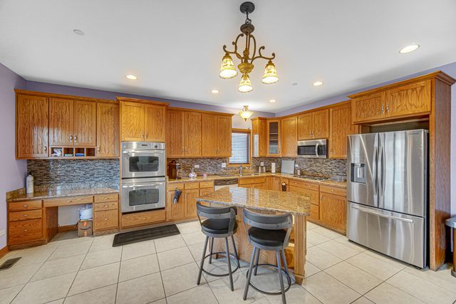 21131 Vivienne Drive, Matteson, IL 60443