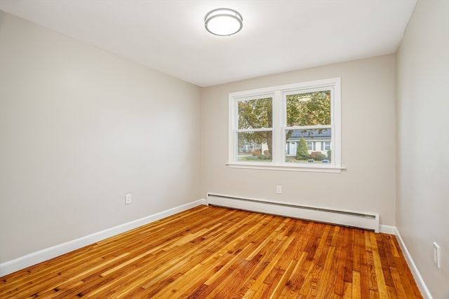 44 Old Brook Rd, Leominster, MA 01453