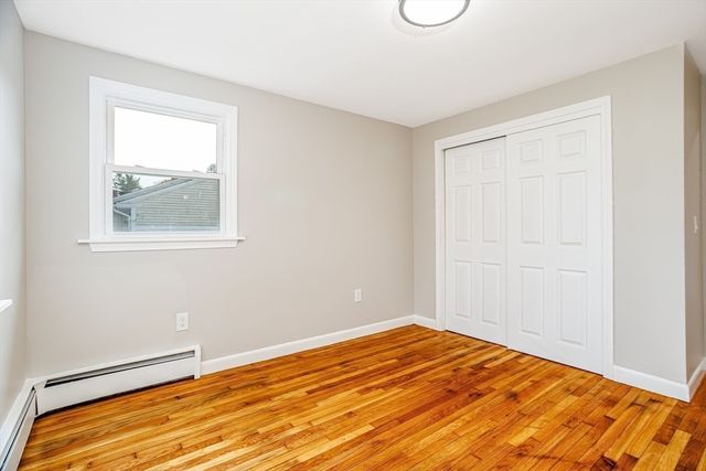 44 Old Brook Rd, Leominster, MA 01453