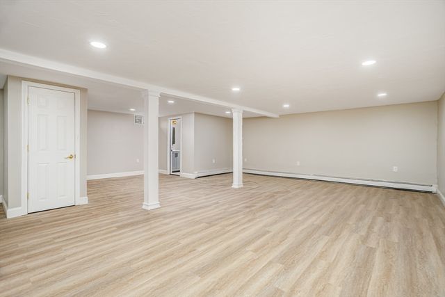 44 Old Brook Rd, Leominster, MA 01453