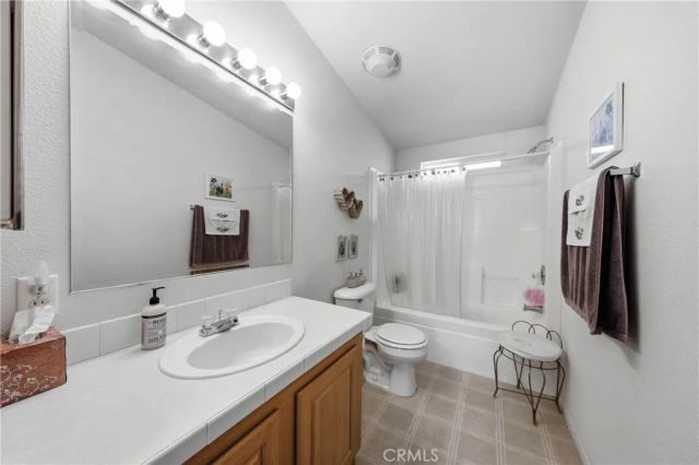 4237 5th Avenue, Lakeport, CA 95453