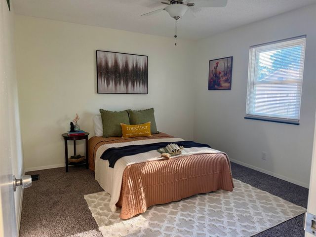 1216 N Spencer Dr, Augusta, KS 67010