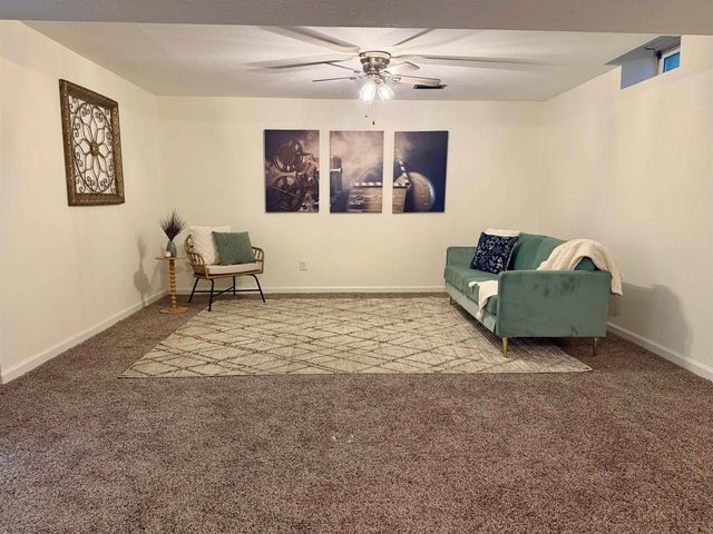 1216 N Spencer Dr, Augusta, KS 67010