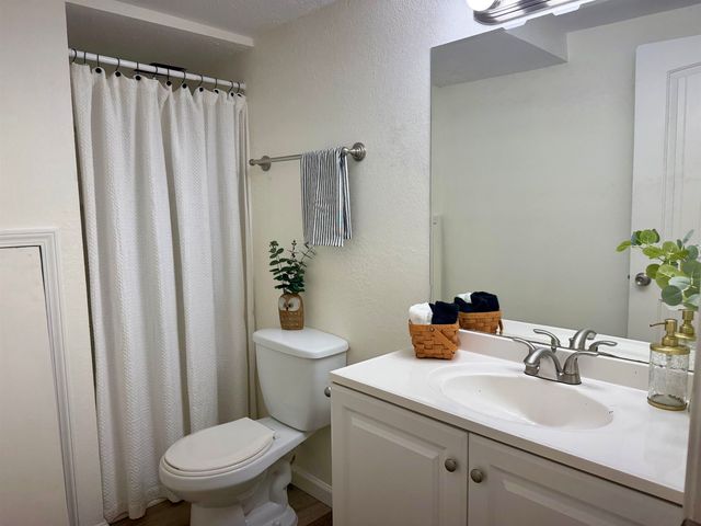 1216 N Spencer Dr, Augusta, KS 67010