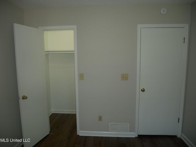 5800 Dover Drive, Horn Lake, MS 38637