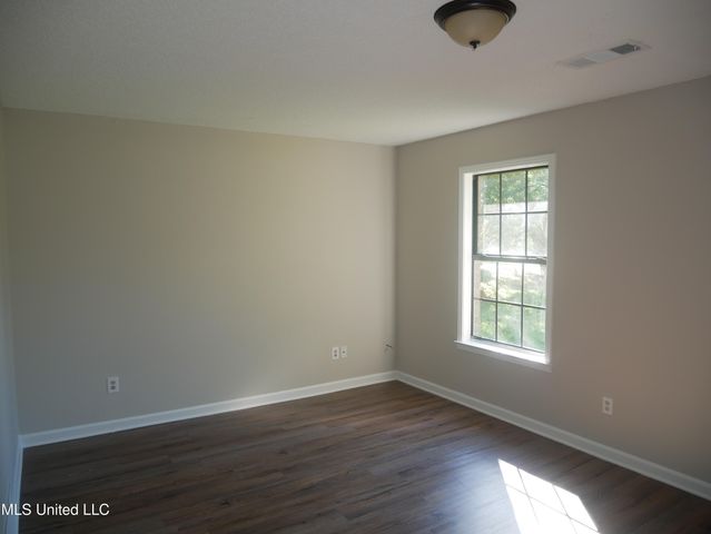 5800 Dover Drive, Horn Lake, MS 38637