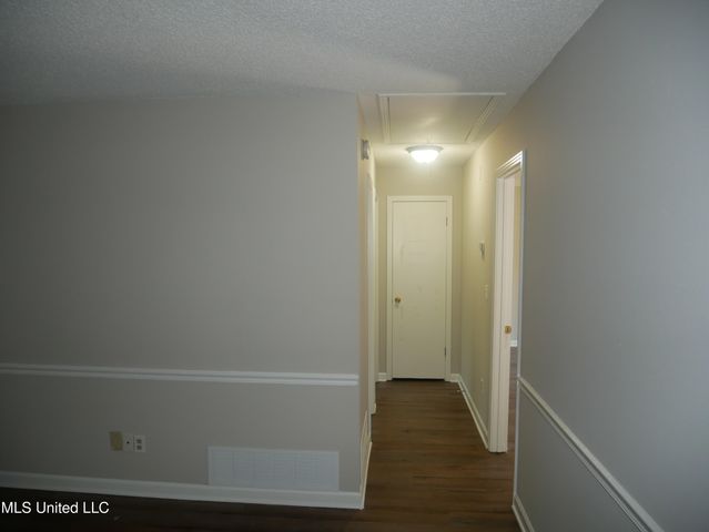 5800 Dover Drive, Horn Lake, MS 38637