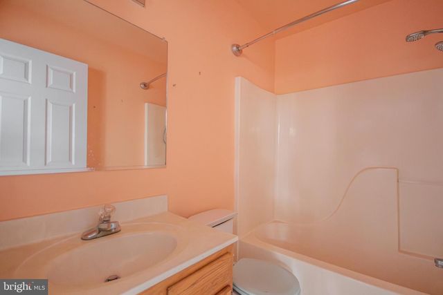 18 SOUTHWIND CT, Ocean Pines, MD 21811