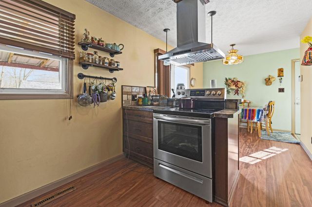 4933 Travers Court, Hilliard, OH 43026