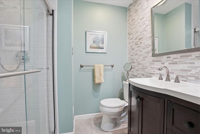 718 BRIDGEVIEW RD, Feasterville Trevose, PA 19053